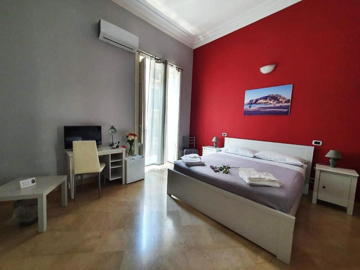 B&B Palermo Villareale Bagian luar foto